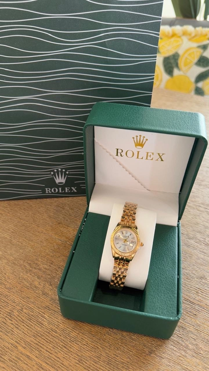 ساعات نسائيه بسعر 6.5 ريال مع ملحقاتها و توصيل مجاني